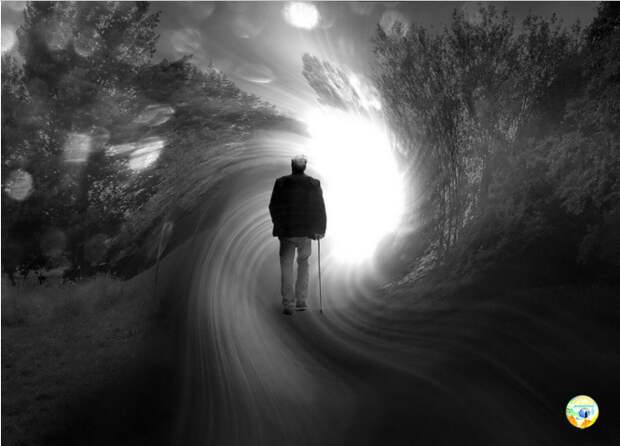 Всеволод Запорожец называет другой мир «миром отшедших». Общаясь через медиумов с душами ушедших людей, ученый пришел к выводу, что их облик в ином мире является копией материального тела с одним лишь отличием. Их облик не имеет недостатков и принимает вид молодых.