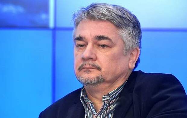 Ищенко озвучил последствия легитимизации двойного гражданства на Украине Ищенко озвучил последствия легитимизации двойного гражданства на Украине