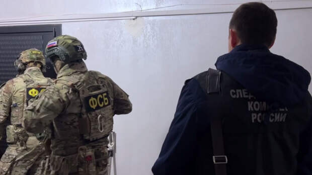 Уволенного из челябинского МВД полковника полиции задержали за взятку в ₽1,8 млн