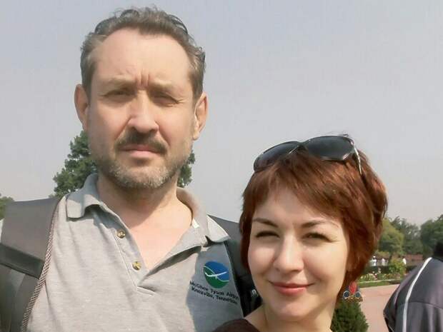 Сын Усольцевой вышел на связь и рассказал, когда его семью признают погибшей