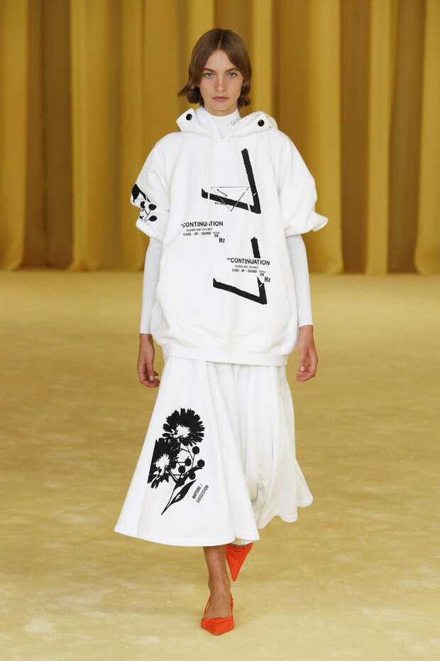 Prada весна-лето 2021