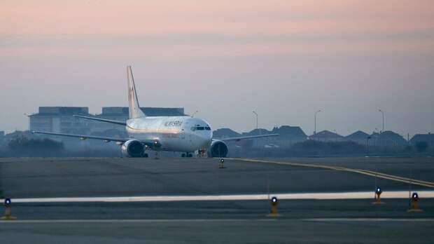 Аэропорт Саратова временно не принимает и не отправляет рейсы