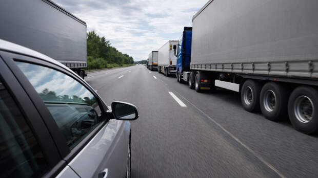 Фуры «наказывают» нарушителей: как дальнобойщики реагируют на агрессивных водителей