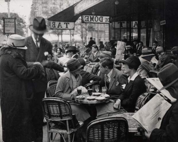 Шумный Париж 30-х годов. 