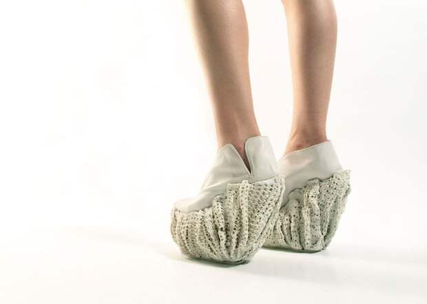 Фотография: Самая неудобная в мире обувь, которая поражает своим внешним видом №3 - BigPicture.ru