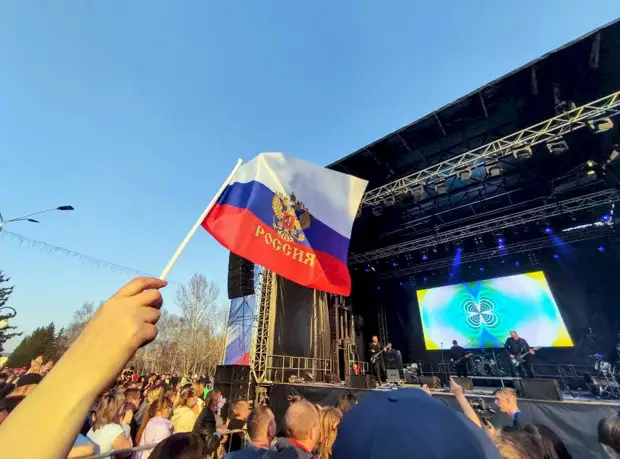 Как в Барнауле прошел патриотический концерт «Zа Россию»