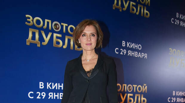 «Сейчас это большая редкость»: Ксения Алферова о работе в кино без мата