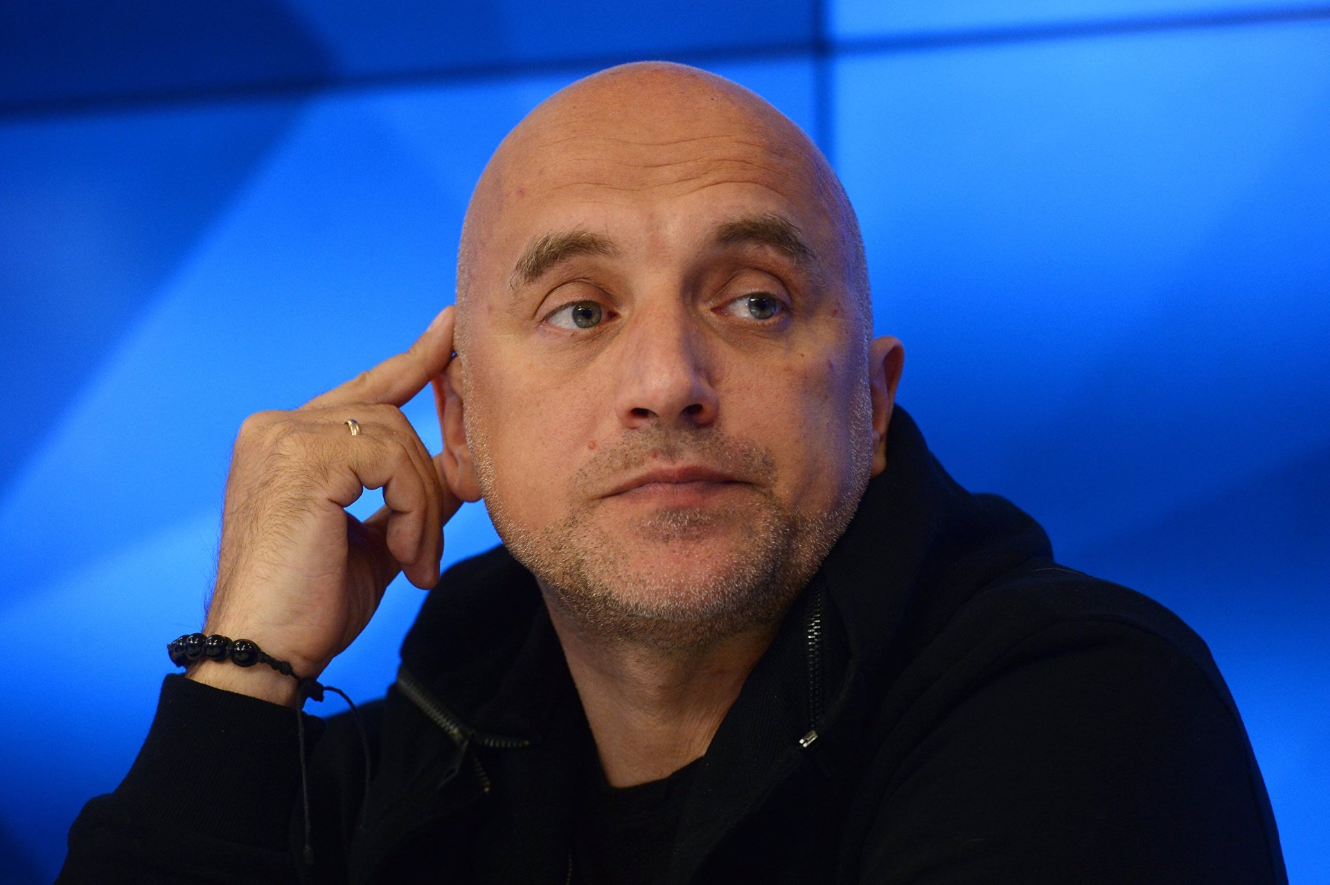 Прилепин избил поэта за «Прилепку»