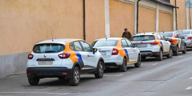 Собянин поручил включить услуги каршеринга в приложение «Московский транспорт»