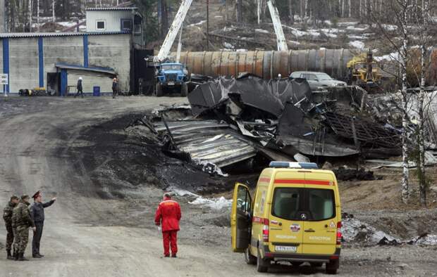 http://data1.ibtimes.co.in/en/full/599933/russia-mine.jpg