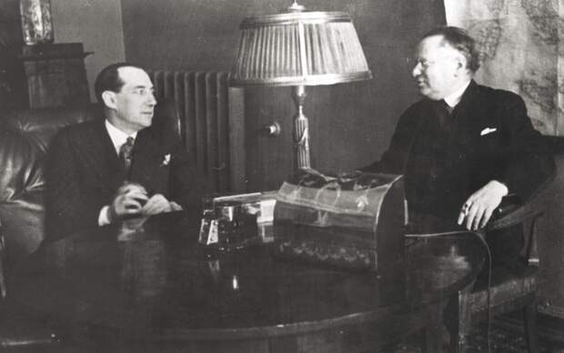 Литвинов и Юзеф Бек в 1934 году 