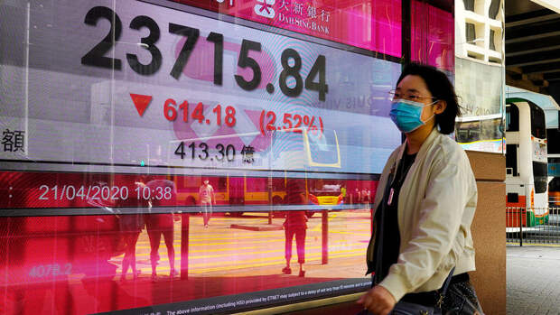 Каргаполов: банки Гонконга перестраховываются в работе с россиянами