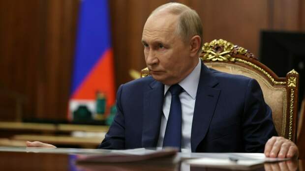 Мадуро, танкеры, иранский бунт. О чем и почему молчит президент Владимир Путин