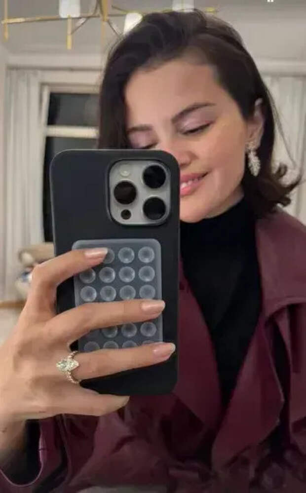 Селена Гомес