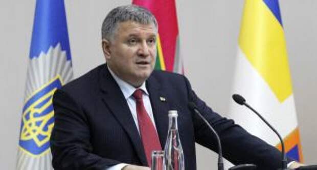 Глава МВД Арсен Аваков подал в отставку