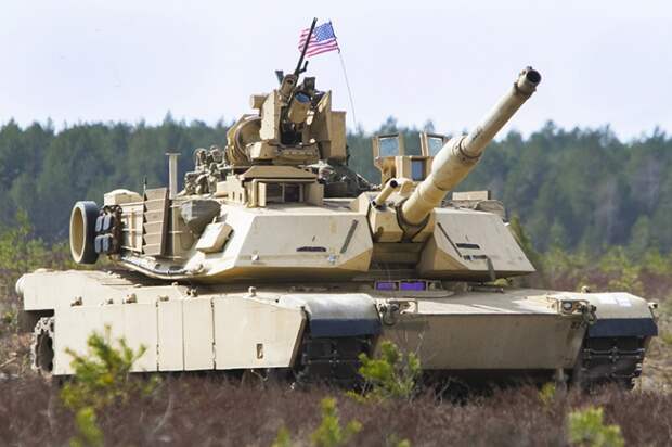 На фото: танк M1 Abrams
