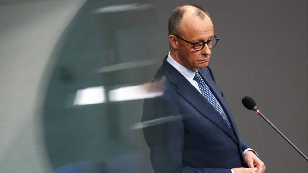 Недальновидный политик: Мерца осудили за слова об экономическом ослаблении России