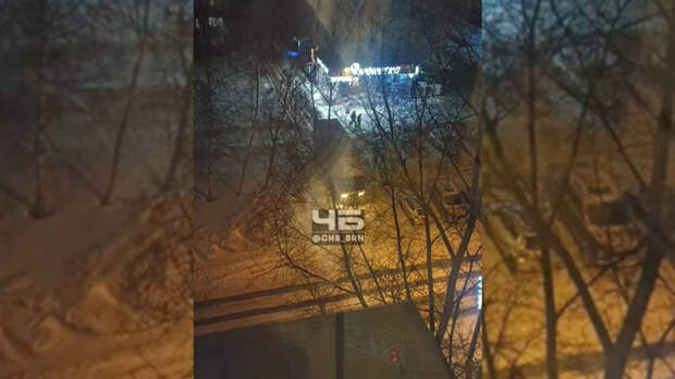 Жительница Барнаула пожаловалась на неочищенные выезды из дворов на Панфиловцев