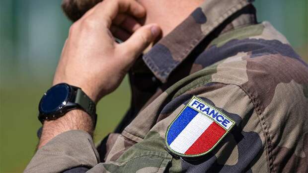 Франция покинула еще одну военную базу в Сенегале