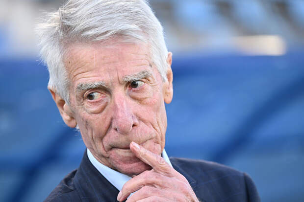 Тренер Непомнящий: "Спартак" - мягкая игрушка, а не команда, у них нет стержня