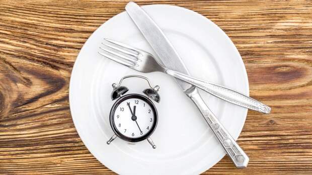 Популярность 24-часового голодания растет: в чем польза и вред
