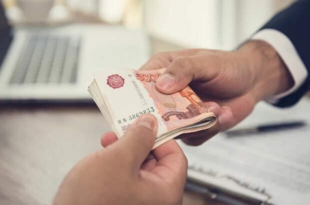 Россиянам рассказали, у кого в стране самые большие зарплаты