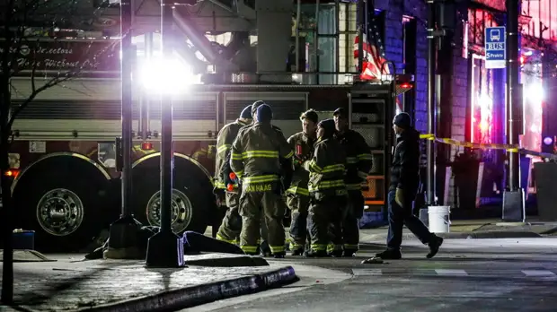 Пять человек погибли и более 40 пострадали при наезде на толпу в Висконсине