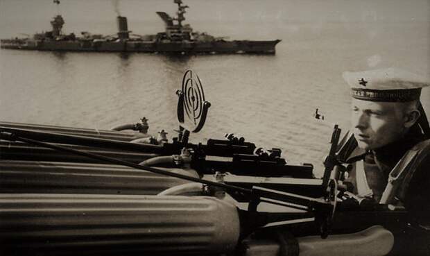 Зачем моряки опоясывались пулеметными лентами? история, моряки, пулеметные ленты