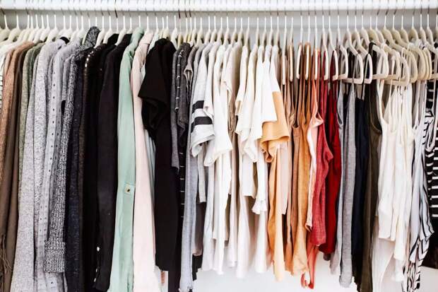 Как правильно хранить одежду?
