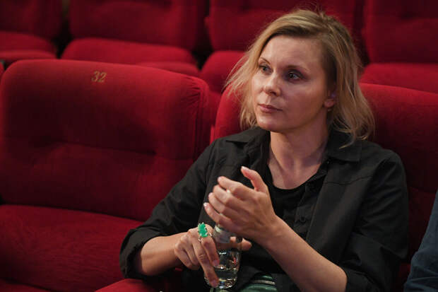 С актрисы Яны Трояновой взыскали штраф за нарушение закона об иноагентах