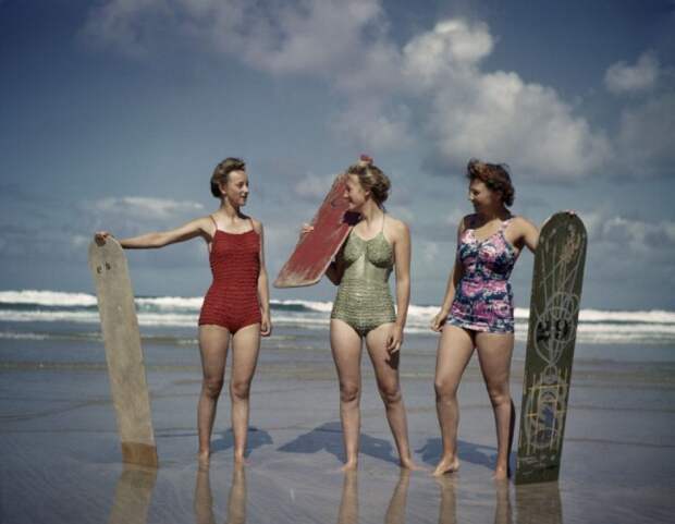 1943 British war workers take a seaside break on a beach in Cornwall 1943 British war workers take a seaside break on a beach in Cornwall