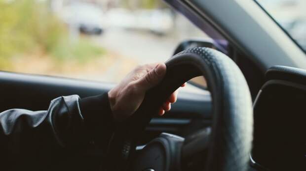 Бийский шумахер уклонялся от уплаты 76 штрафов