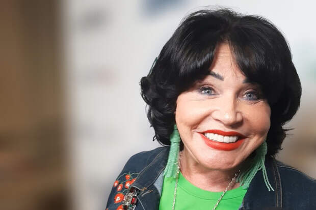 «Я первые несколько недель отпуска вообще практически не выходила из дома»: Надежда Бабкина рассказала о своей новогодней «слабости»