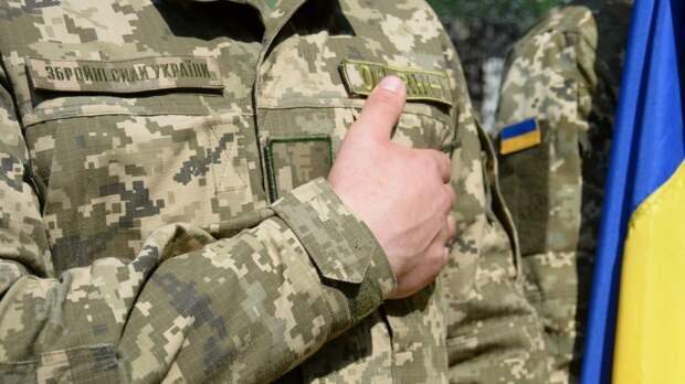Два украинских силовика пострадали из-за неопытности инструкторов ВСУ — ЛНР
