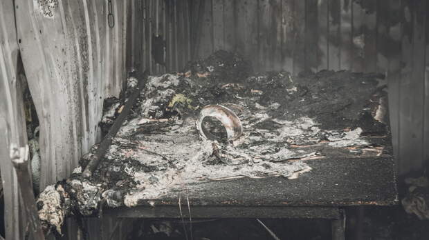 86-летний нижегородец поджег дом с женой после ссоры