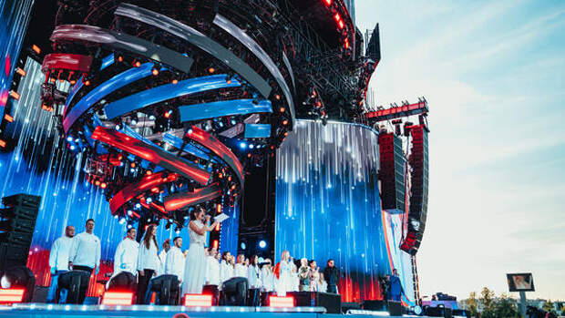 Более 150 тысяч человек посетили фестиваль в честь Дня России в Санкт-Петербурге
