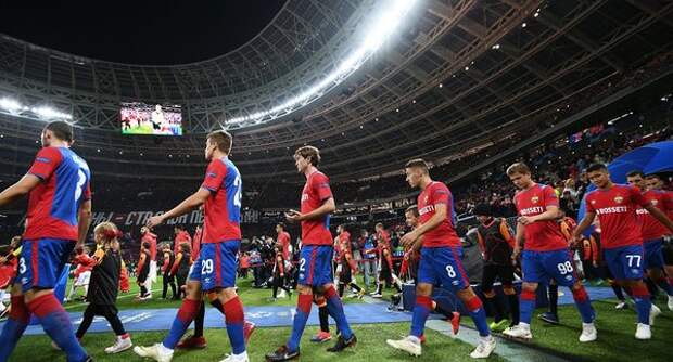 Официально матч "ЦСКА" - "Реал" посетило 71 811 зрителей.