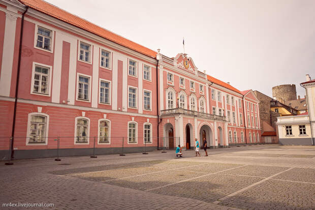 Таллин, Эстония, замок Тоомпеа, Парламент Эстонской республики