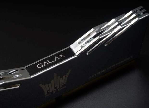 Модули памяти GALAX HOF Extreme Limited Edition DDR4 работают на частоте 4133 МГц