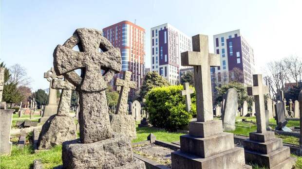 В некоторых районах Лондона хоронить уже просто негде