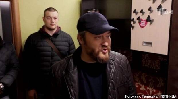 Переоделся в бездомного. Миллионер подарил квартиру одинокой матери четверых детей.