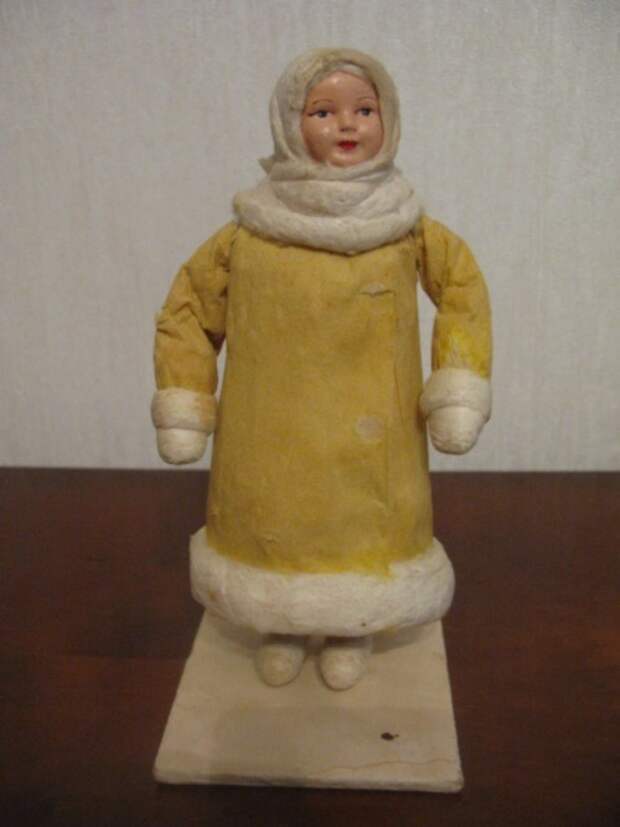 Кукла Люда производства артели «Парижская коммуна» — 17 000 рублей. игрушки, фото, цена