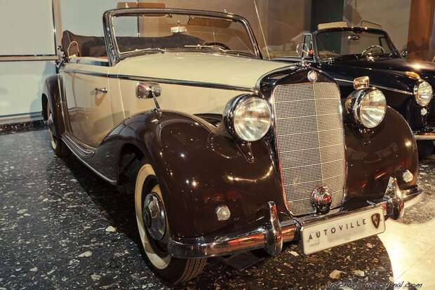 Музей частных коллекций Автовилль (44 фото)