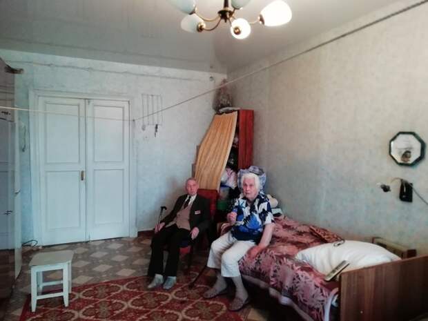 Строитель из Екатеринбурга бесплатно делает ремонт ветеранам