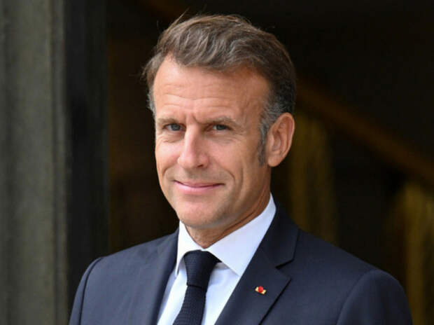 Макрон заявил, что готов ответить на любые угрозы Трампа