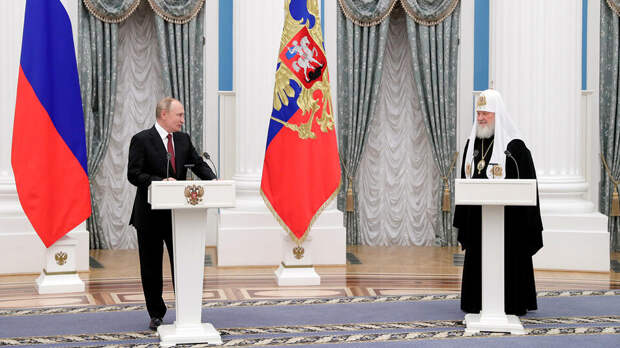 Путин в поздравлении патриарху заявил о преодолении РФ любых испытаний