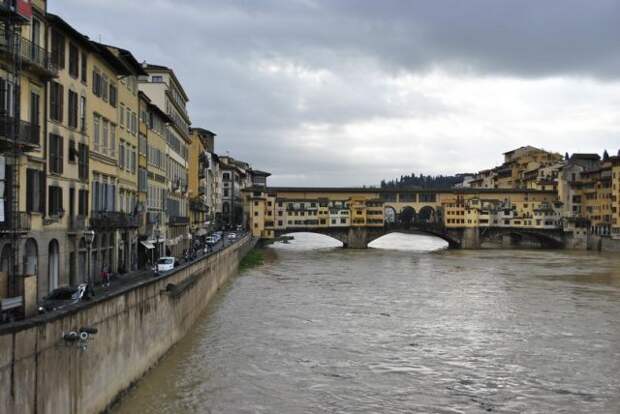 В Италии сообщили, что связанная с «омикроном» волна COVID пошла на спад