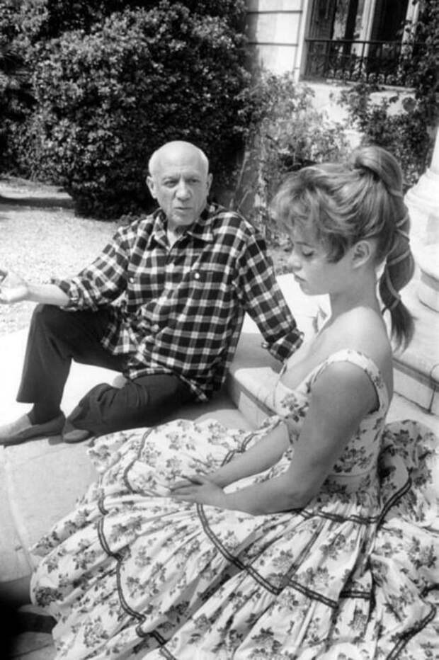 Пабло Пикассо и Брижит Бардо, 1956 год