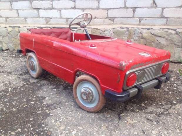 ВАЗ-2101 "Львовянка"  — восстановление детского педального автомобиля авто, восстановление, детский автомобиль, педальная машинка, реставрация