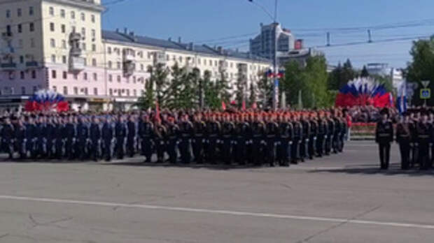 Парад в честь 80-летия Дня Победы в Барнауле / Фото: amic.ru